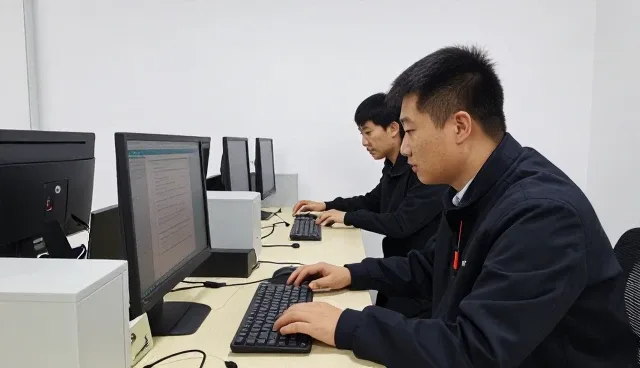 信息技术开发让实验室环境应用更加便捷